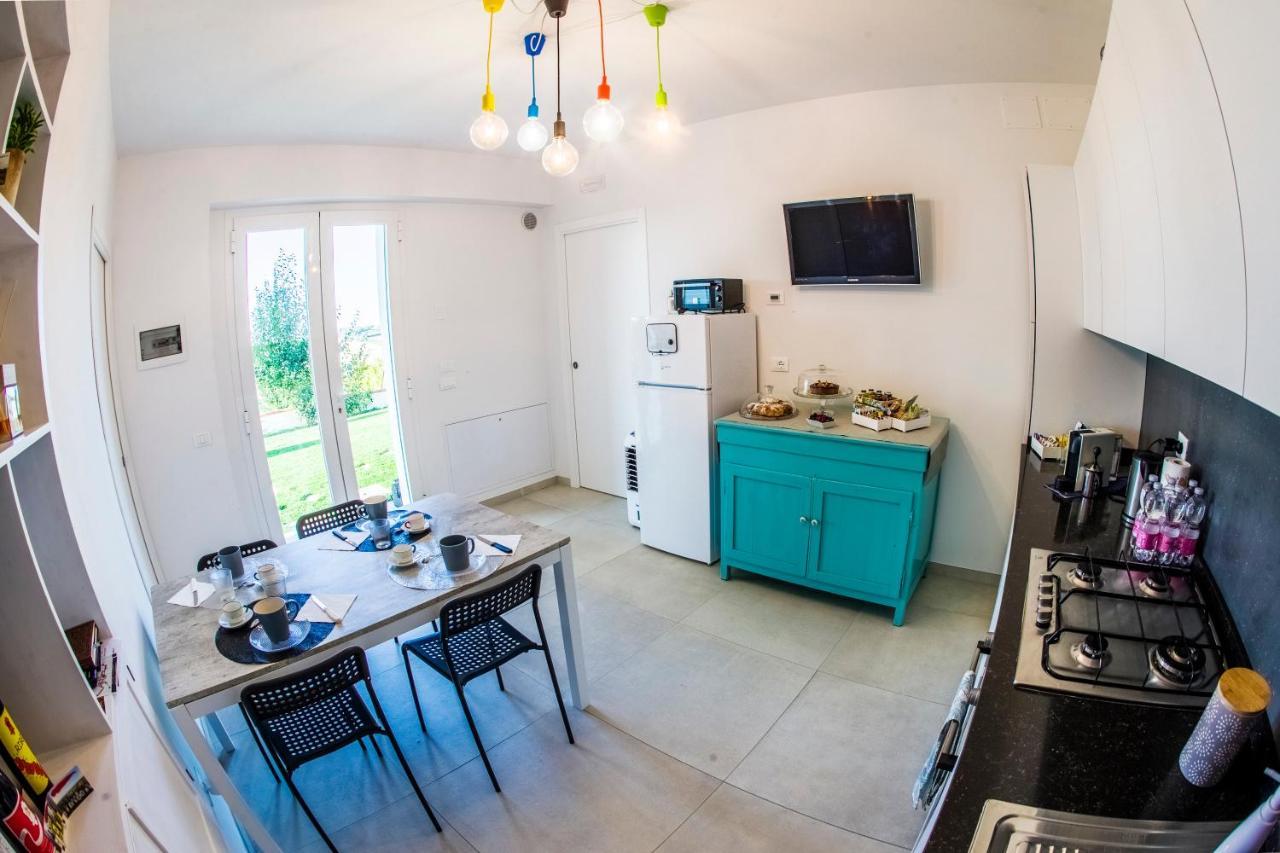 B&B Al Chicco D'Uva Morro d'Alba Ngoại thất bức ảnh